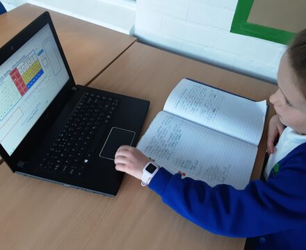 Using laptops to aid spellings